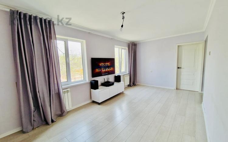 3-бөлмелі пәтер · 56 м² · 3/5 қабат, мкр Алмагуль 130, бағасы: 45 млн ₸ в Алматы, Бостандыкский р-н — фото 2