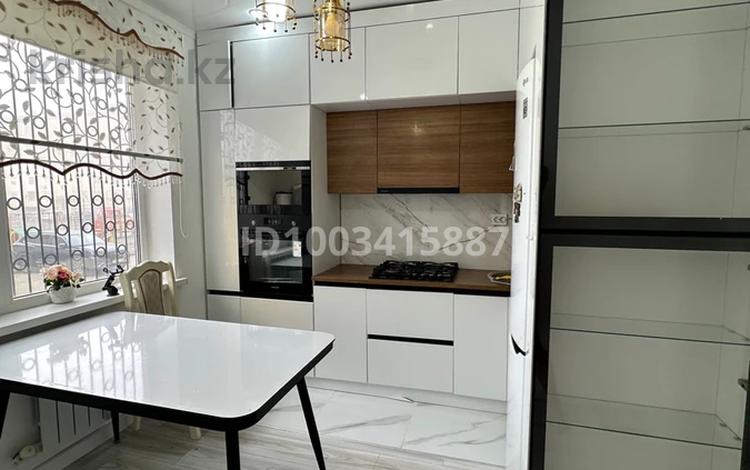 3-комнатная квартира · 89 м² · 1/5 этаж, мкр. Алмагуль, Султан Бейбарыс 17 за 27 млн 〒 в Атырау — фото 18