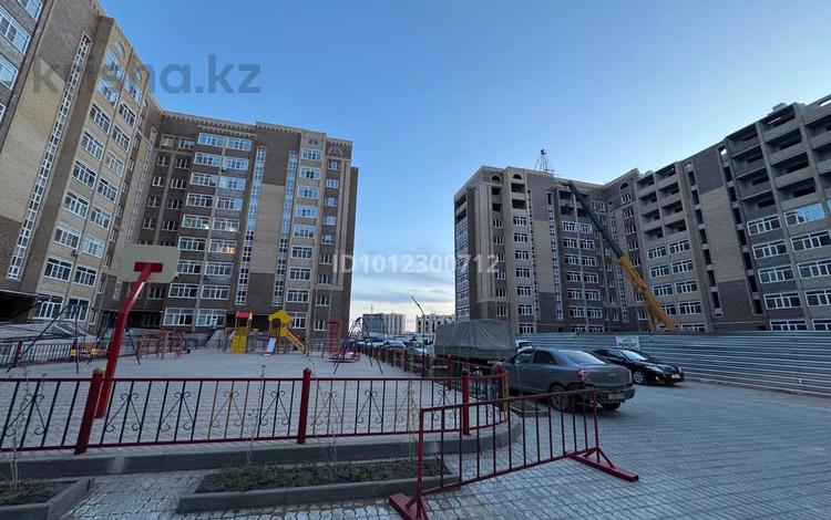 2-бөлмелі пәтер · 70 м² · 3/9 қабат, мкр. Алтын орда, Алтын Орда 2 — JOO School, бағасы: 30.3 млн ₸ в Актобе — фото 2