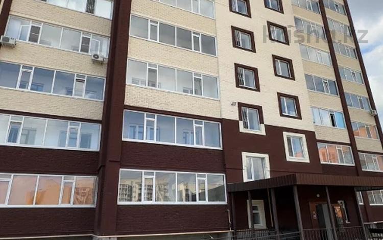 2-комнатная квартира, 60 м², 3/8 этаж, мкр. Алтын орда