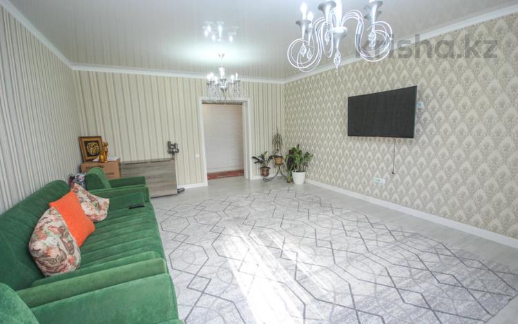 4-комнатная квартира · 100 м² · 6/12 этаж, Ходжанова 57/5 за 90 млн ₸ в Алматы, Бостандыкский р-н — фото 2