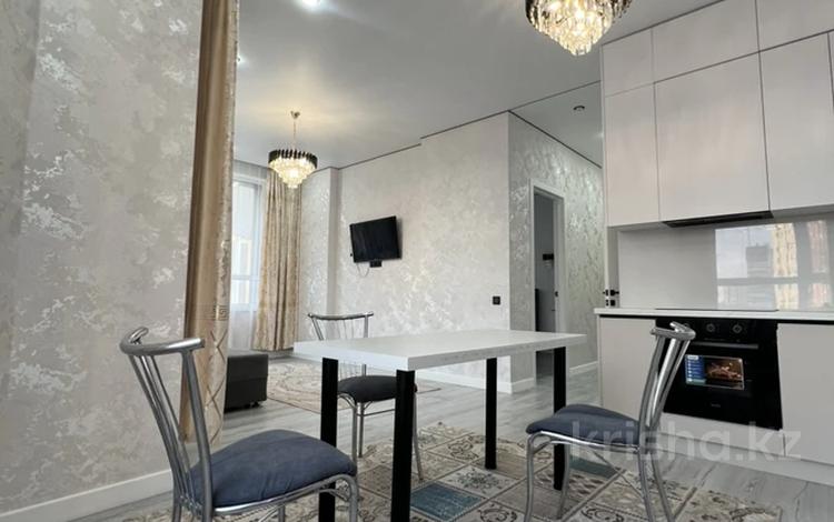 2-комнатная квартира · 50 м² · 4/17 этаж, Сыганак 22/1 за 270 000 ₸ в Астане, Нура р-н — фото 2