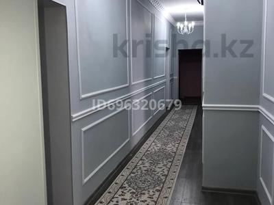 5-комнатная квартира, 125 м², 1/2 этаж, Ул. Неверева 36 а за 23.8 млн 〒 в Атырау