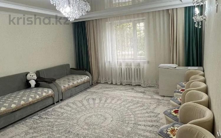 3-комнатная квартира · 80 м² · 1/5 этаж, Каратал за 32.5 млн ₸ в Талдыкоргане — фото 2