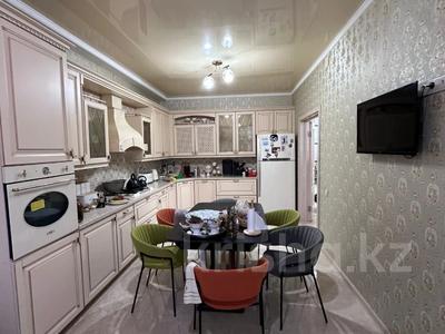 5-бөлмелі пәтер · 250 м² · 1/4 қабат, санкибай батыр, бағасы: 55 млн ₸ в Актобе
