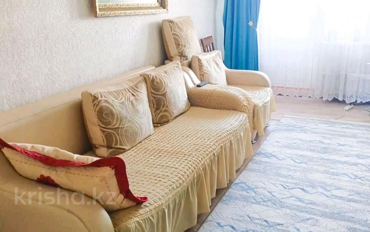 2-комнатная квартира, 43 м², 3/5 этаж, Жастар за 15.3 млн 〒 в Талдыкоргане, мкр Жастар — фото 2