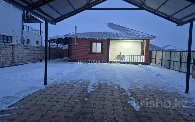 Отдельный дом · 4 комнаты · 180 м² · 7.5 сот., мкр Зарослый, Речник за 45 млн ₸ в Атырау — фото 2
