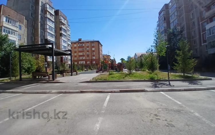 3-комнатная квартира · 77 м² · 3/10 этаж, мкр Юго-Восток, Шахтеров за 46.5 млн ₸ в Караганде, Казыбек би р-н — фото 14