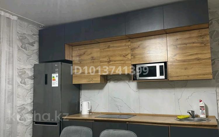 2-бөлмелі пәтер · 45 м² · 5/9 қабат, Каныша Сатпаева 55/8, бағасы: 20 000 ₸ в Усть-Каменогорске — фото 2
