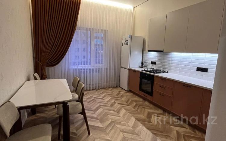 2-бөлмелі пәтер · 62.5 м² · 8/15 қабат, 16-ш/а. 64, бағасы: 25.5 млн ₸ в Актау, 16-й мкр  — фото 2
