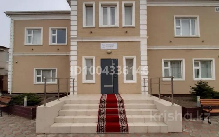 Отдельный дом · 9 комнат · 415 м² · 10 сот., Толкын 65 — ТЦ Олжа за 230 млн 〒 в Актау — фото 2