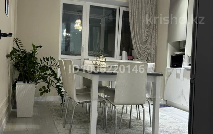 1-бөлмелі пәтер · 55 м² · 4/5 қабат, мкр. Алтын орда 12A/1 — Тауелсиздик, бағасы: 24.5 млн 〒 в Актобе — фото 2