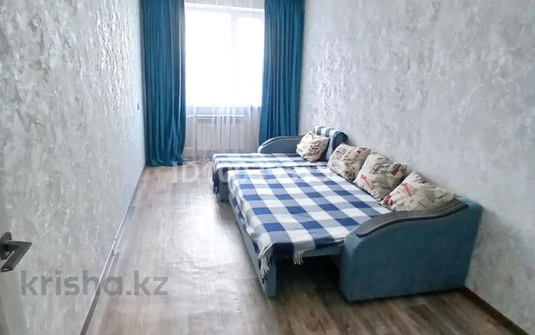 2-комнатная квартира · 45 м² · 3/5 этаж, Темиртауская — Монкеулы бирлик схи зачаганск за 15 000 ₸ в Уральске — фото 19