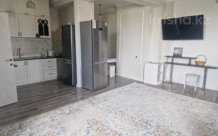2-бөлмелі пәтер · 90 м² · 11/11 қабат, Туркестана 10, бағасы: 39 млн ₸ в Астане, Есильский р-н — фото 2