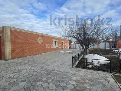 Отдельный дом · 1 комната · 60 м², мкр Мунайшы, Жаналы — Мунайшы-геолог односторонний за 90 000 〒 в Атырау