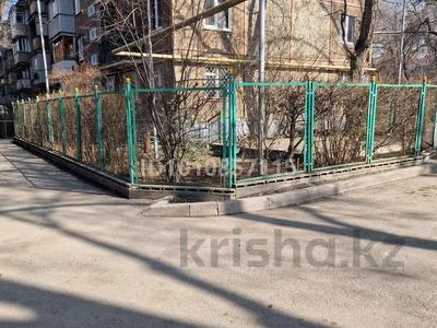 2-комнатная квартира · 44 м² · 1/4 этаж, мкр №2 26 за 28 млн 〒 в Алматы, Ауэзовский р-н