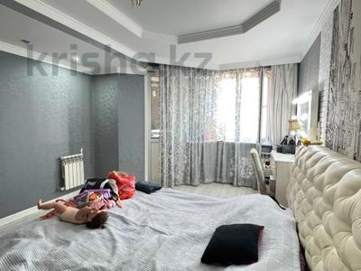 3-бөлмелі пәтер · 82 м² · 4/5 қабат, Думан-2 ш/а., бағасы: 44 млн ₸ в Алматы, Медеуский р-н