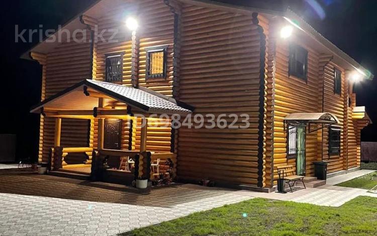 Жеке үй · 9 бөлме · 315 м², Самал 6/1 — В 5 мин езды от кольца Борового, бағасы: 270 000 ₸ в Бурабае — фото 2