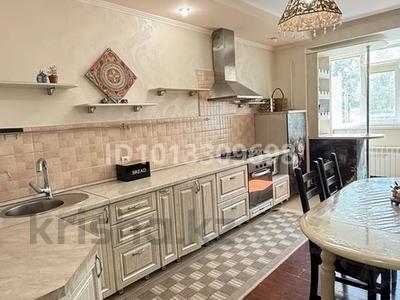 4-бөлмелі пәтер · 164.2 м² · 1/5 қабат, мкр. Алтын орда, Батыс 2 5 — Ораза татеулы, бағасы: 62 млн ₸ в Актобе
