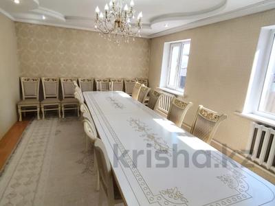 Отдельный дом · 3 комнаты · 64.4 м² · 10 сот., мкр Шанырак-1, Утемисова за 100 млн 〒 в Алматы, Алатауский р-н