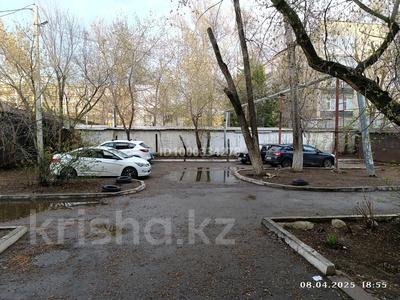 3-комнатная квартира · 61 м² · 1/5 этаж, Сундета Ескалиева 148 — Пересекают Темир Масина и Сарайшык за 25 млн ₸ в Уральске