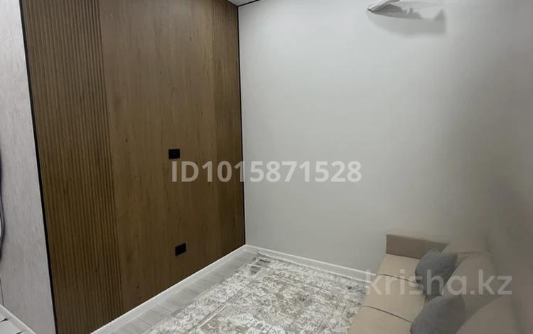 3-комнатная квартира · 46 м² · 3/12 этаж, мкр Акбулак, Момышулы 91 за 32.5 млн ₸ в Алматы, Алатауский р-н — фото 2
