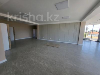 Свободное назначение, офисы, фитнес и спорт, медцентры и аптеки, образование, кабинеты и рабочие места · 303 м² за ~ 1.7 млн 〒 в Талдыкоргане
