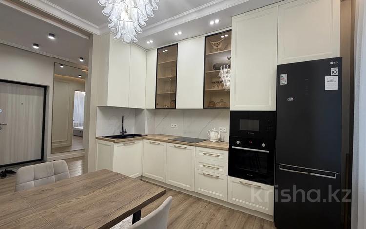2-комнатная квартира · 65 м² · 1/9 этаж, ул. Мангилик Ел 35а за 500 000 ₸ в Астане, Есильский р-н — фото 13