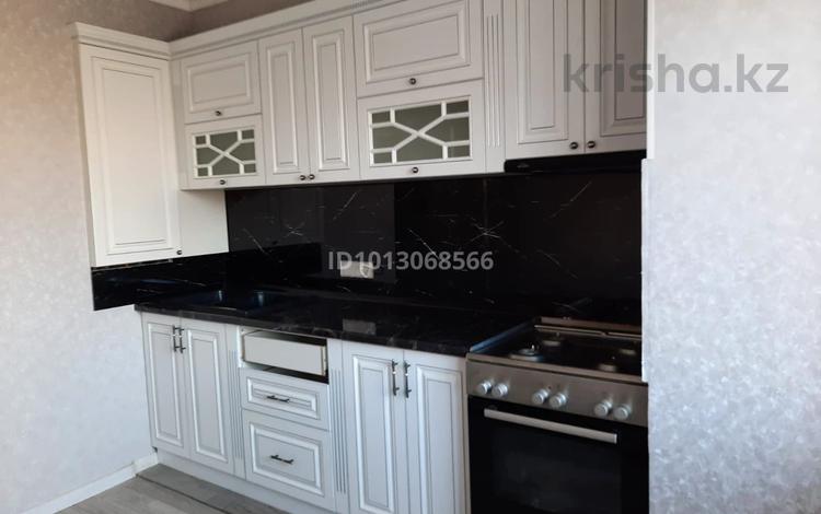 3-комнатная квартира · 85 м² · 3/5 этаж, мкр Нуртас, мкр Нуртас Атымтаев 1/6 стандарт сити 5 за 35 млн ₸ в Шымкенте, Каратауский р-н — фото 2
