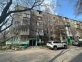 3-комнатная квартира, 63 м², 2/5 этаж помесячно, мкр Аксай-2 63 за 230 000 〒 в Алматы, Ауэзовский р-н — фото 16