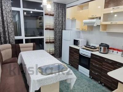 1-комнатная квартира, 48 м², 7/7 этаж помесячно, Касыма Шарипова 206/9 за 170 000 〒 в Алматы, Алатауский р-н