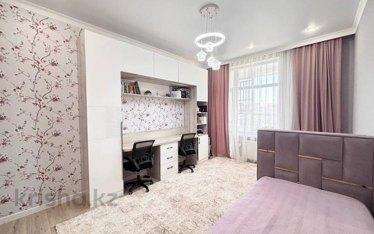 3-комнатная квартира · 75 м² · 8/17 этаж, Улы Дала за 53.6 млн ₸ в Астане, Нура р-н — фото 20