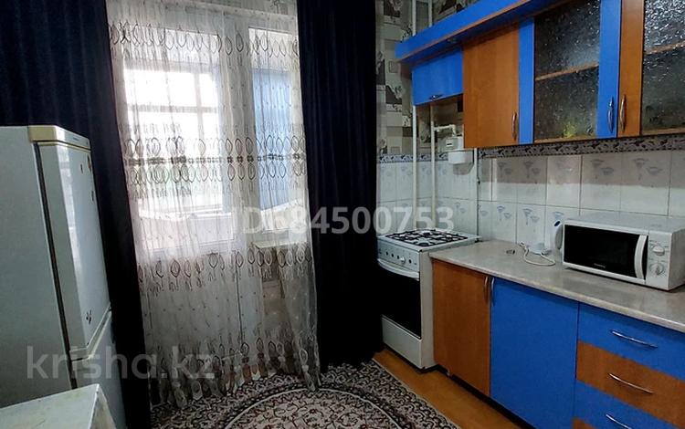1-комнатная квартира, 50 м², 3/5 этаж посуточно, Каратал — Сити плюс за 10 000 〒 в Талдыкоргане, Каратал — фото 2