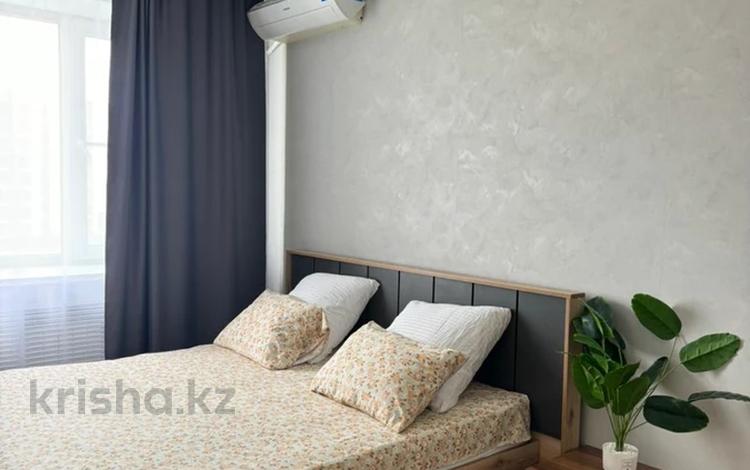 1-комнатная квартира · 50 м² · 6/7 этаж, мкр. Алтын орда, Алия Молдагулова 50а за 2 000 〒 в Актобе — фото 4