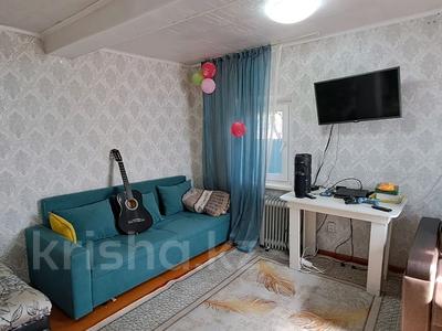 Отдельный дом · 2 комнаты · 37 м² · 6 сот., Просп. Абая 260 за 5.8 млн ₸ в Усть-Каменогорске, Ульбинский