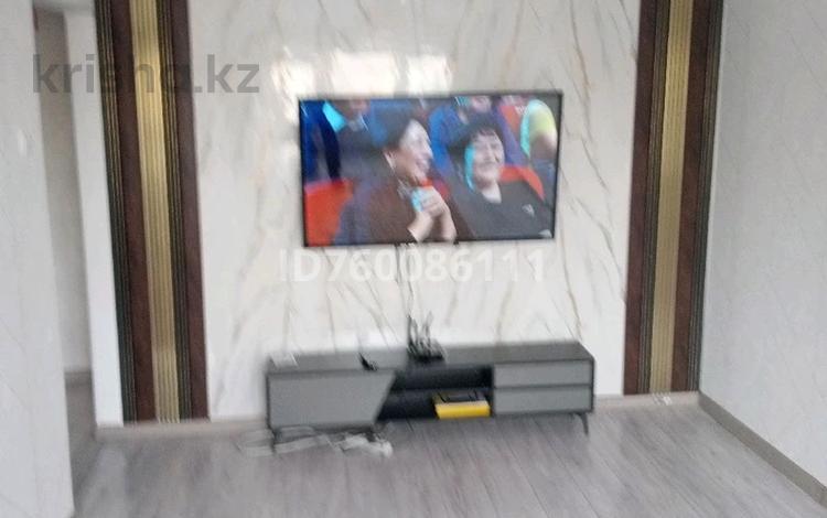 2-бөлмелі пәтер · 52 м² · 4/5 қабат, 4 ш/а 13, бағасы: 120 000 ₸ в Уральске, мкр 4 — фото 2