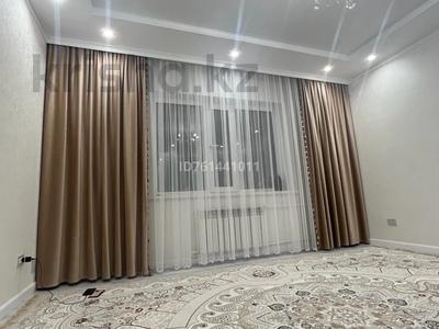 3-бөлмелі пәтер · 70 м² · 2/5 қабат, Есенберлин 63, бағасы: 40 млн ₸ в Жезказгане
