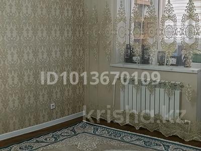 2-комнатная квартира · 65 м² · 2/5 этаж, мкр. Зачаганск пгт, мкр. Зачаганск пгт Қамбар батыр — 10 школы за 24 млн ₸ в Уральске
