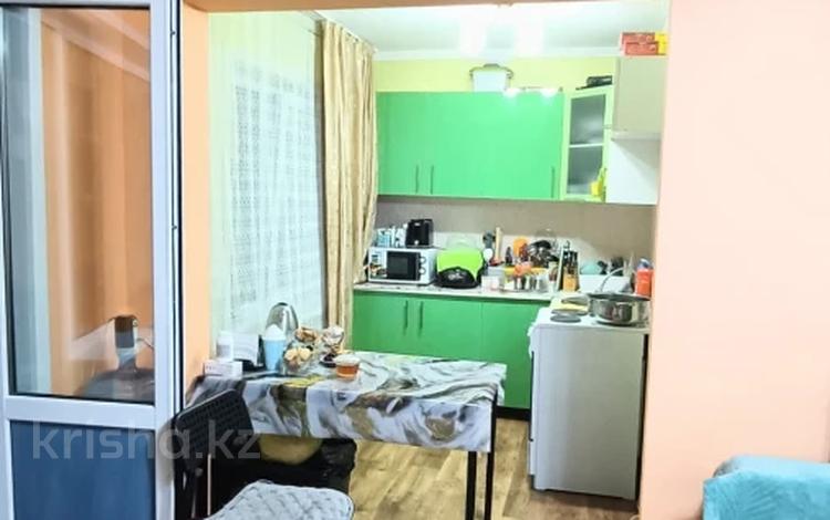 3-бөлмелі пәтер · 50 м² · 2/5 қабат, Кабанбай Батыра 130, бағасы: 20 млн ₸ в Усть-Каменогорске — фото 15