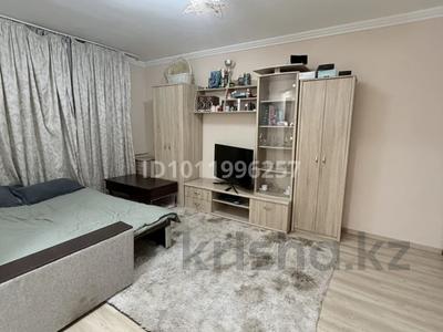 1-комнатная квартира · 30 м² · 1/4 этаж, ул. Таира Жарокова 192 за 23.5 млн ₸ в Алматы, Бостандыкский р-н