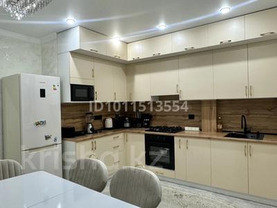 2-комнатная квартира · 60 м² · 1/9 этаж, Гагарина 1 за 26 млн 〒 в Уральске