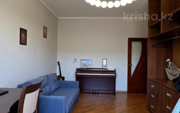 1-комнатная квартира · 39.5 м² · 6/9 этаж, байзакова 230 за 32.9 млн ₸ в Алматы, Алмалинский р-н — фото 2