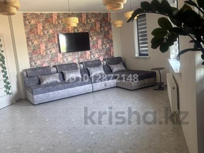 2-бөлмелі пәтер · 65 м² · 1/9 қабат, мкр Ынтымак 3860/1 — Gate City ЖК, бағасы: 295 000 ₸ в Алатау