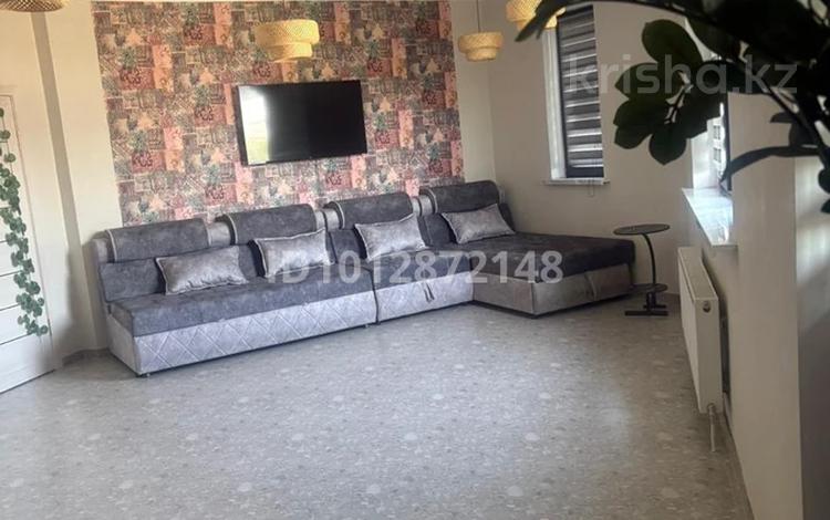 2-бөлмелі пәтер · 65 м² · 1/9 қабат, мкр Ынтымак 3860/1 — Gate City ЖК, бағасы: 295 000 ₸ в Алатау — фото 2