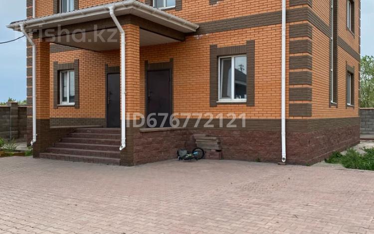 Отдельный дом • 5 комнат • 204.1 м² • 6 сот., Атамура 2а за 75 млн 〒 в Астане, Алматы р-н — фото 3