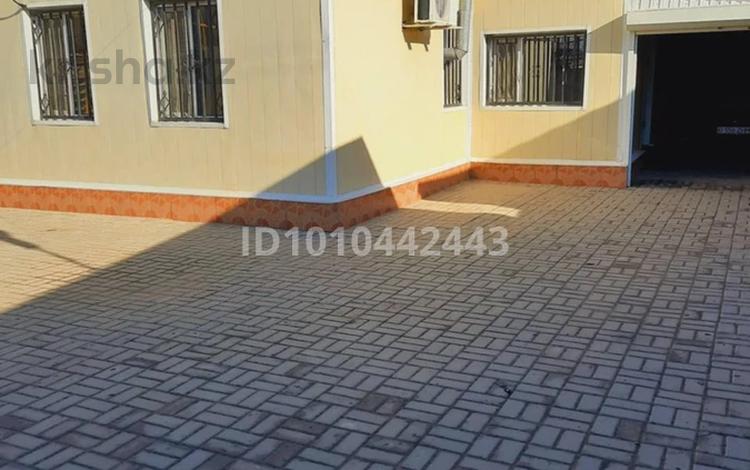 Коммерческое помещение а Актобе -105 кв.м · 105 м², бағасы: 25 млн 〒 в мкр Жилгородок — фото 2