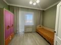 3-комнатная квартира, 80 м², 8 этаж посуточно, Кабанбай батыра 64 — Рыскулова за 35 000 〒 в Астане, Есильский р-н — фото 5