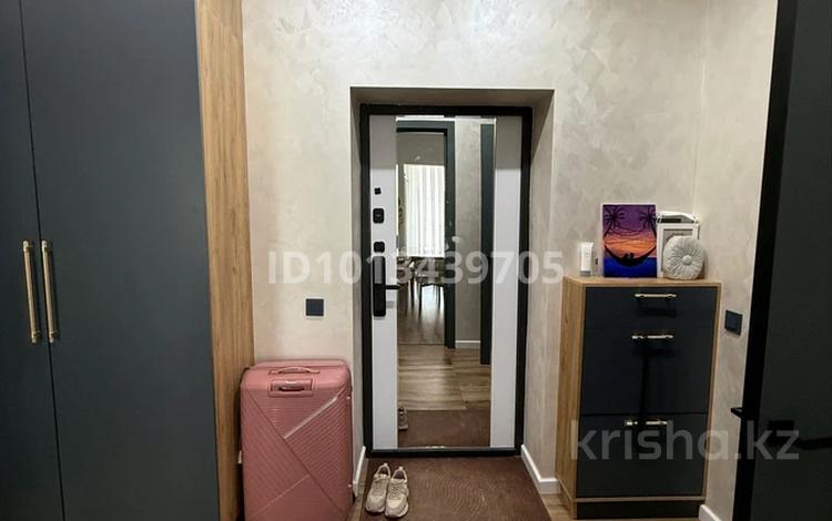 1-бөлмелі пәтер · 52 м² · 5/6 қабат, мкр. Алтын орда 11А, бағасы: 27 млн ₸ в Актобе — фото 2