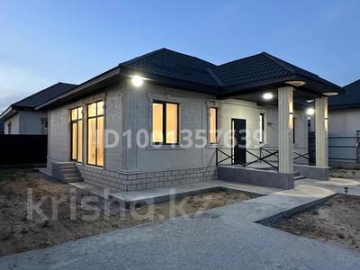 Продажа домов и дачи в Алматинской обл.: Отдельный дом · 4 комнаты · 142 м² · 6 сот., Жетысу 12 за 47 млн 〒 Отдельный дом · 4 комнаты · 142 м² · 6 сот., Жетысу 12 за 47 млн 〒 в Казцик
