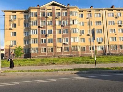 2-комнатная квартира · 52 м² · 2/5 этаж, мкр Акжайык, Ул.КОКШЕТАУ 6 Б — Ул.КОКШЕТАУ за 17 млн ₸ в Шымкенте, Абайский р-н